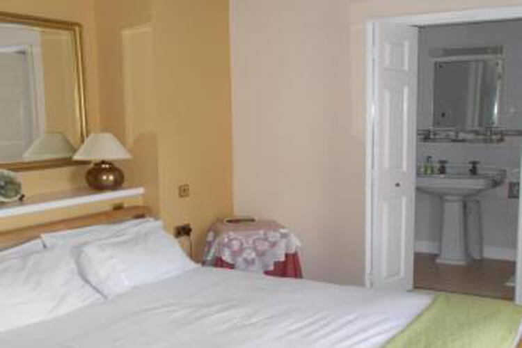 Compton House - Image 3 - UK Tourism Online