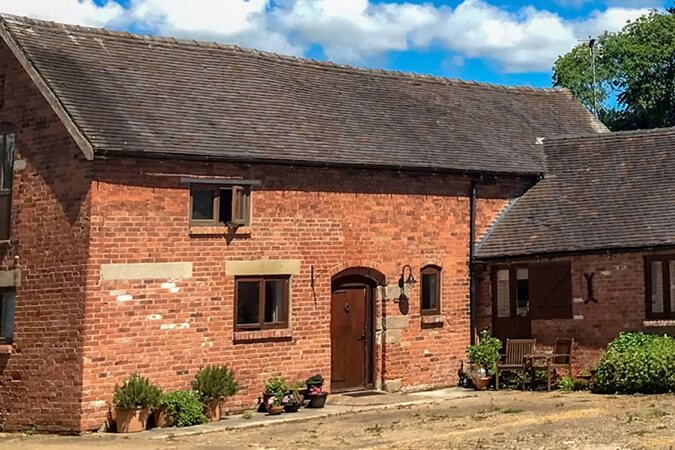 Dove Farm Cottages Thumbnail | Ashbourne - Derbyshire | UK Tourism Online