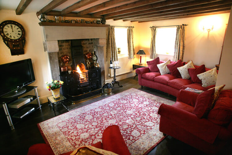 Dovedale Cottages - Image 5 - UK Tourism Online