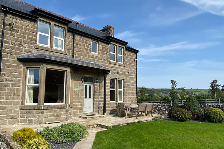 Peak District Holidays - Farditch Farm - Image 2 - UK Tourism Online