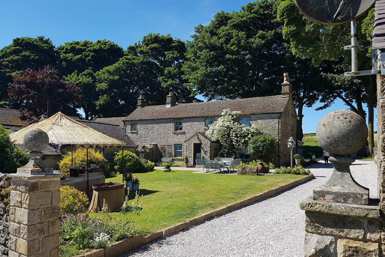 Haddon Grove Farm Cottages - Image 2 - UK Tourism Online