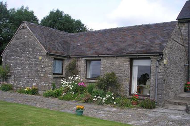 Hall Farm Cottages - Image 1 - UK Tourism Online