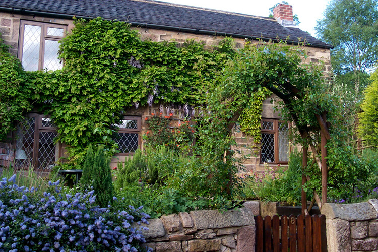 Blue Lagoon Cottages - Hog Cottage - Image 1 - UK Tourism Online