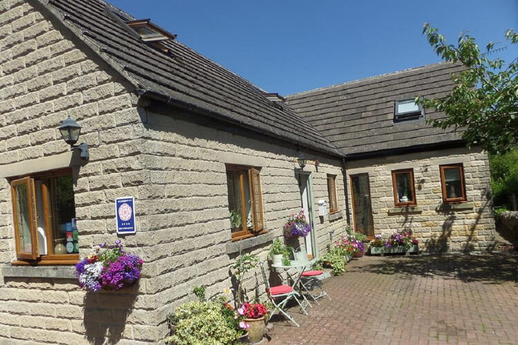 Innisfree Cottage - Image 1 - UK Tourism Online