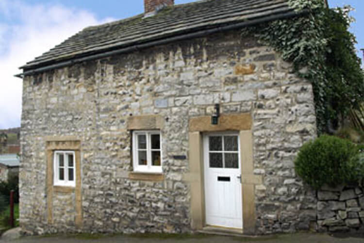 Little Cottage & Top Cottage - Image 1 - UK Tourism Online