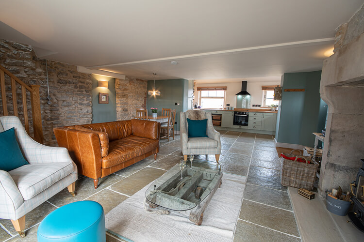 Manor House Farm Cottages - Image 2 - UK Tourism Online