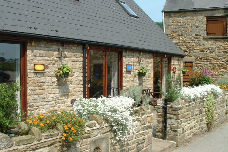 Mill Farm Holiday Cottages - Image 1 - UK Tourism Online
