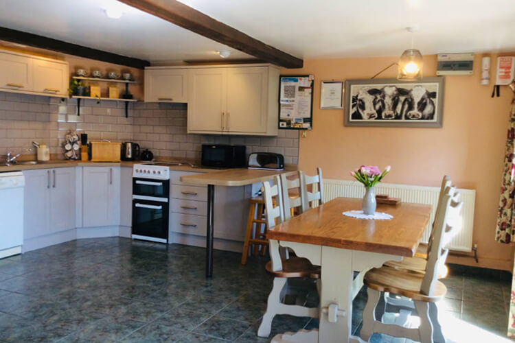 Monks Retreat Holiday Cottages - Image 3 - UK Tourism Online