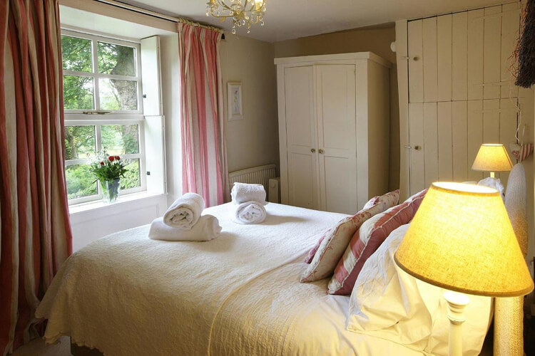 Ollerbrook Cottages - Image 3 - UK Tourism Online