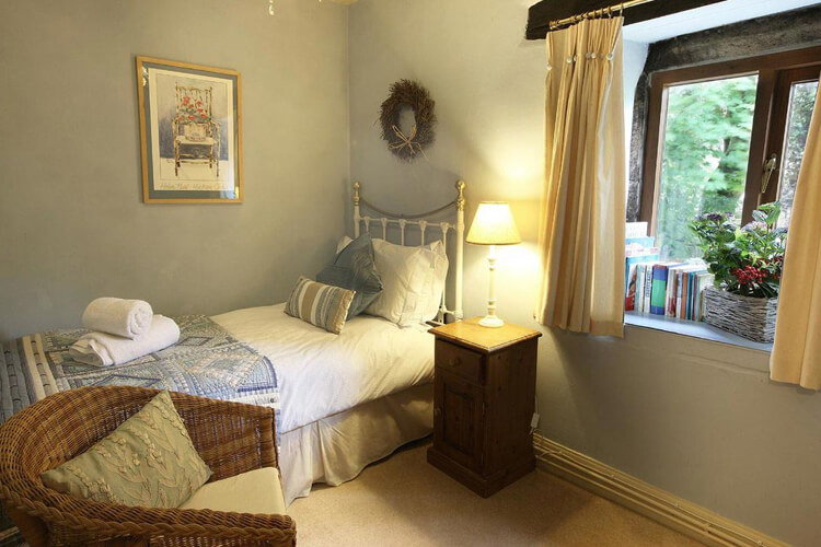 Ollerbrook Cottages - Image 4 - UK Tourism Online