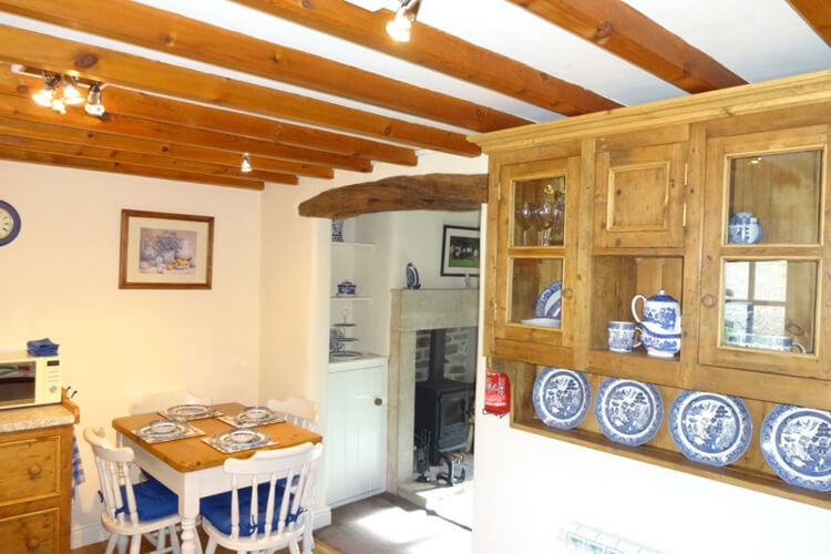 Ollerbrook Farm Cottages - Image 2 - UK Tourism Online