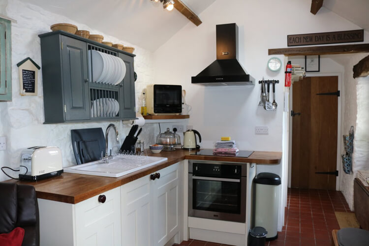 Sheldon Holiday Cottages - Image 2 - UK Tourism Online