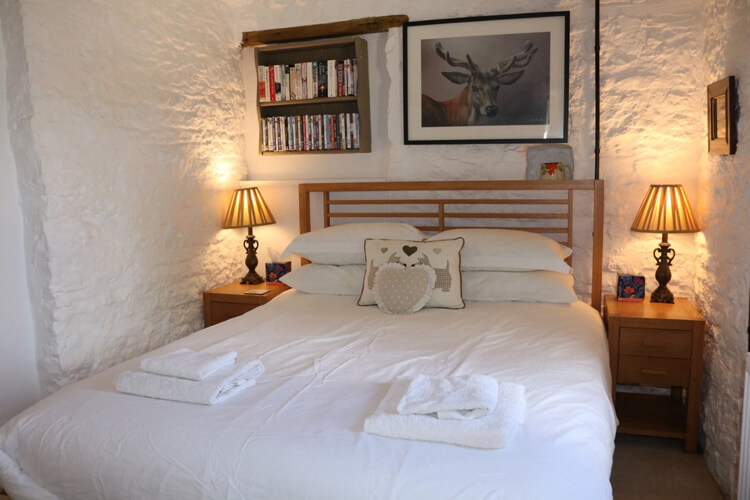 Sheldon Holiday Cottages - Image 3 - UK Tourism Online