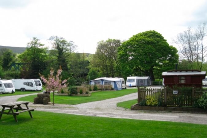 Swallowholme Camping & Caravan Park Thumbnail | Hope Valley - Derbyshire | UK Tourism Online