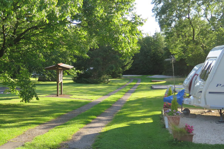 The Closes Caravan Park - Image 3 - UK Tourism Online