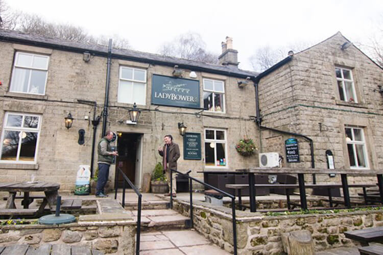 The Ladybower Inn - Image 1 - UK Tourism Online