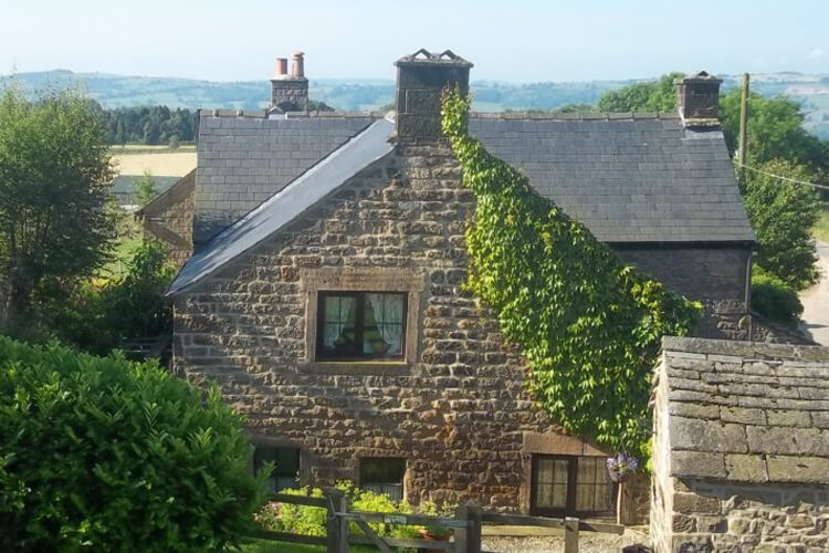 The Old Farm House - Image 1 - UK Tourism Online