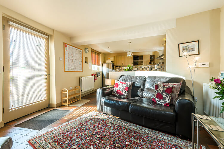 Tom's Barn and Douglas's Barn - Image 4 - UK Tourism Online