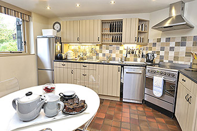 Tom's Barn and Douglas's Barn - Image 5 - UK Tourism Online