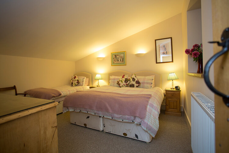 Uppermoor Farm - Image 3 - UK Tourism Online