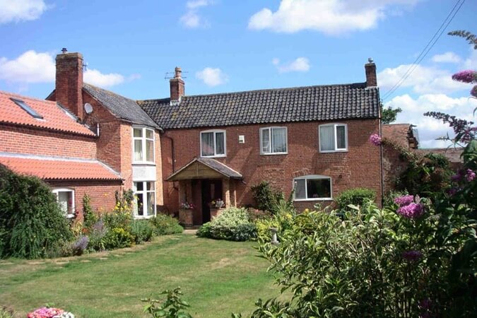 Elms Farm B&B Thumbnail | Melton Mowbray - Leicestershire | UK Tourism Online