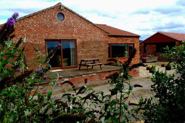 Sycamore Farm Cottage - Image 1 - UK Tourism Online