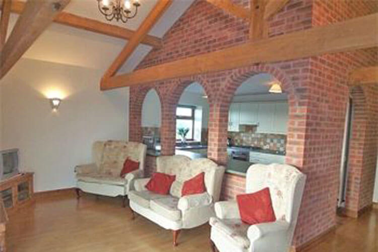 Sycamore Farm Cottage - Image 2 - UK Tourism Online