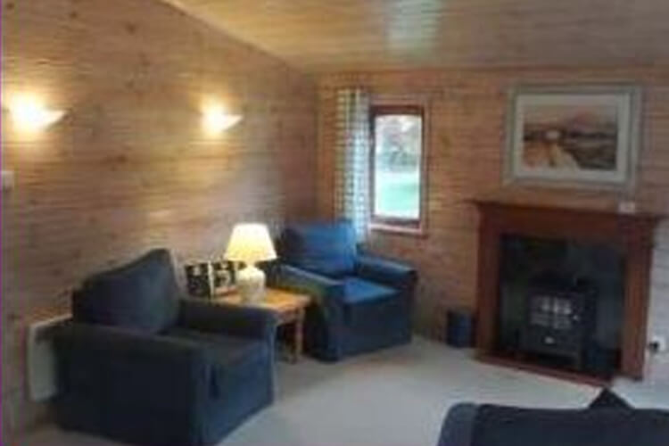 Glebe Pine Lodge - Image 2 - UK Tourism Online