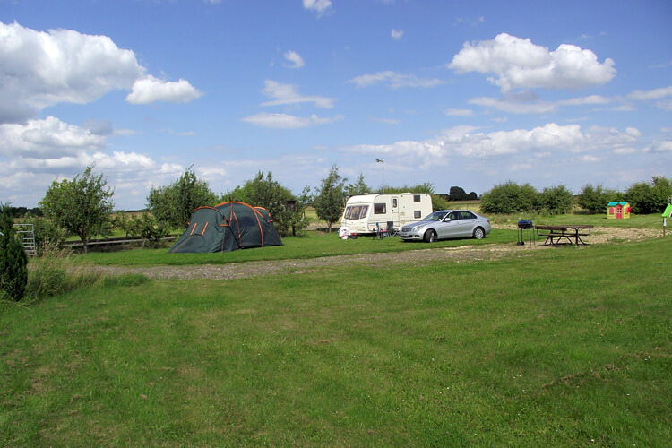 Lazy Acre Caravan and Camping Site - Image 2 - UK Tourism Online