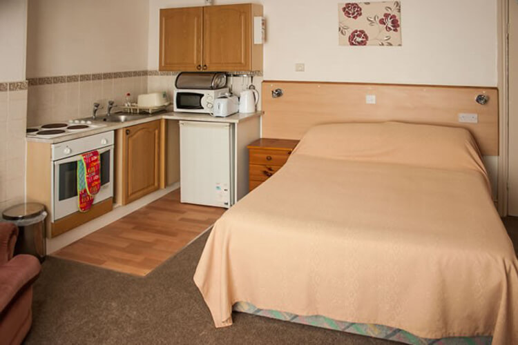 Lyndene Holiday Apartments - Image 2 - UK Tourism Online