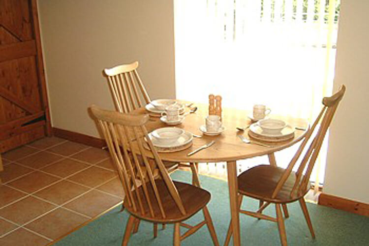 Oak Tree Cottage - Image 3 - UK Tourism Online