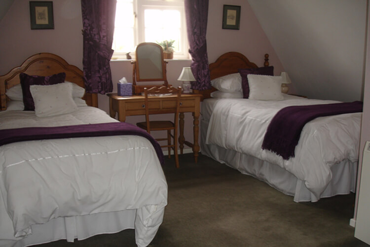 Orchard Cottage - Image 3 - UK Tourism Online