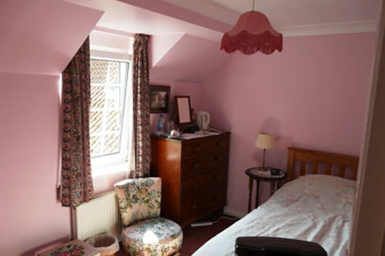 Pine Lodge Bed & Breakfast - Image 3 - UK Tourism Online