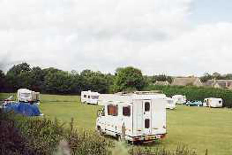Road End Farm Caravan Site - Image 2 - UK Tourism Online