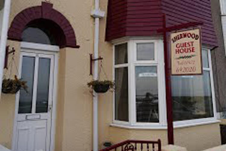 Sherwood Guest House - Image 1 - UK Tourism Online