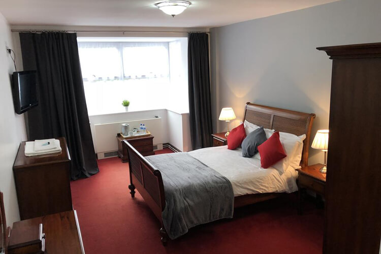 The Clee Hotel - Image 1 - UK Tourism Online