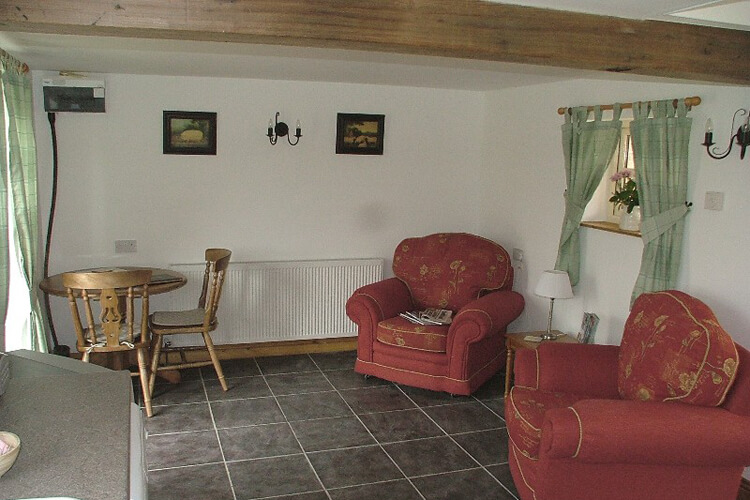 Westfield Farm Self Catering Cottages - Image 2 - UK Tourism Online