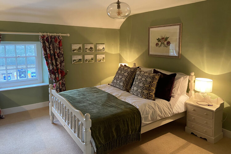 Stoke Bruerne Cottages - Image 3 - UK Tourism Online