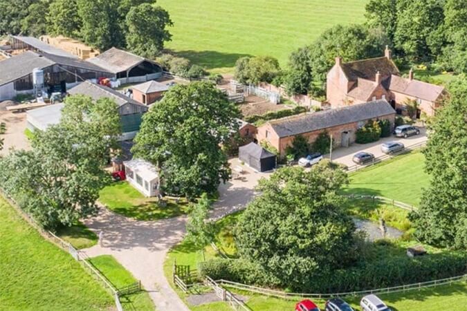 Stay at Park Farm Thumbnail | Daventry - Northamptonshire | UK Tourism Online