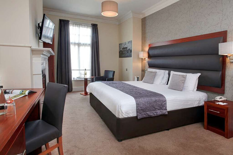 Best Western Lion Hotel - Image 1 - UK Tourism Online