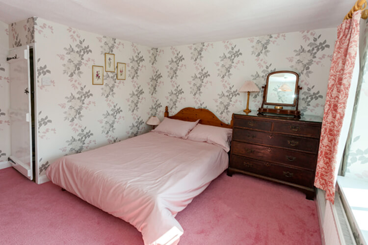 Dickman's Cottage - Image 3 - UK Tourism Online