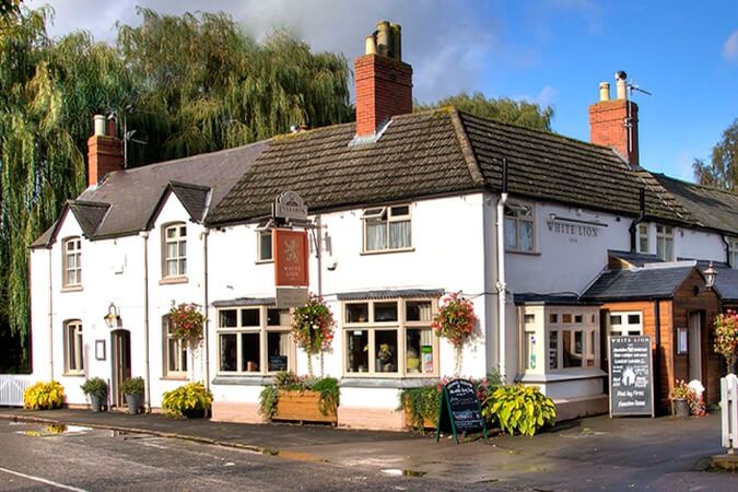 The White Lion Inn Thumbnail | Oakham - Rutland | UK Tourism Online