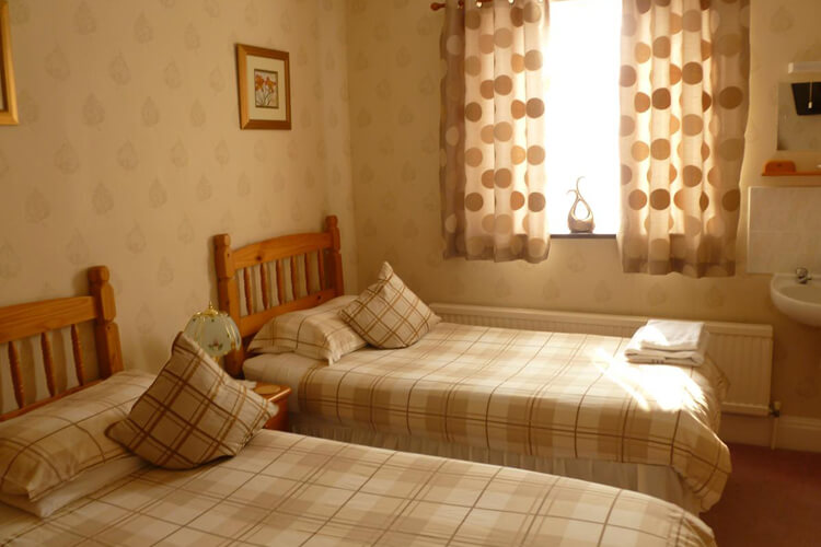 Arbury Lodge Guest House - Image 3 - UK Tourism Online