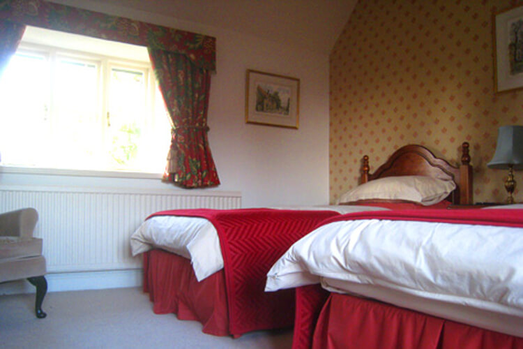 Castle Farm Guest House - Image 2 - UK Tourism Online