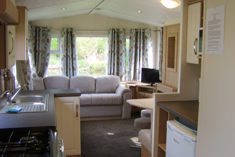 Quiet Waters Caravan Park - Image 4 - UK Tourism Online