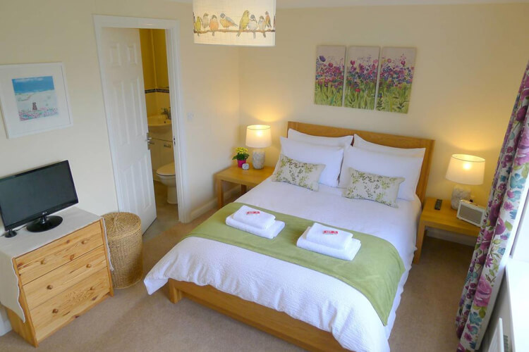The Airfield Bed and Breakfast - Image 2 - UK Tourism Online