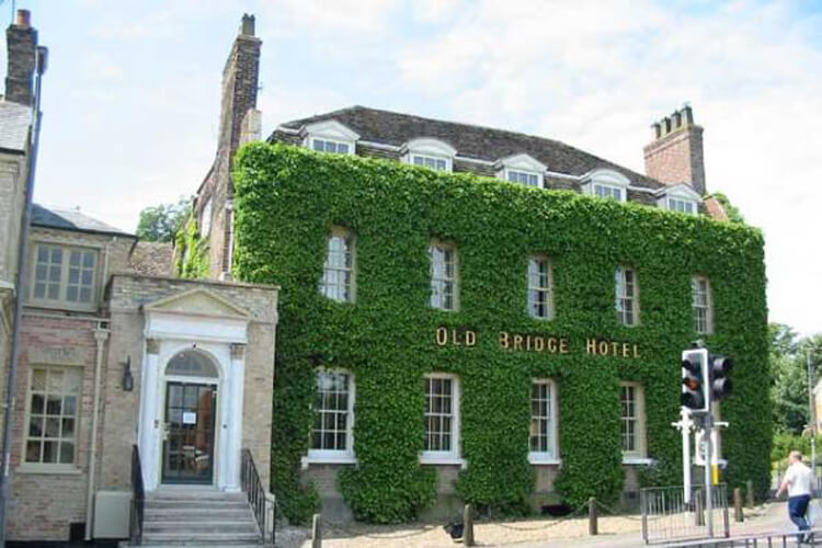 The Old Bridge Hotel - Image 1 - UK Tourism Online