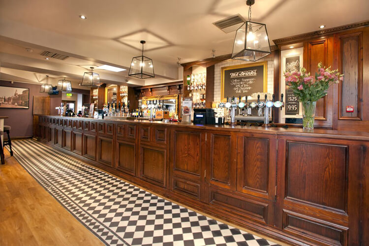 Ye Olde Griffin Hotel - Image 4 - UK Tourism Online