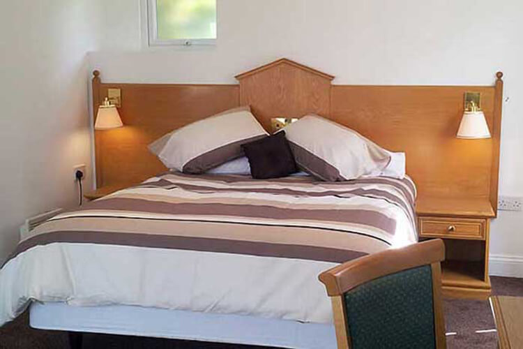 Gosfield Lake Resort - Image 5 - UK Tourism Online