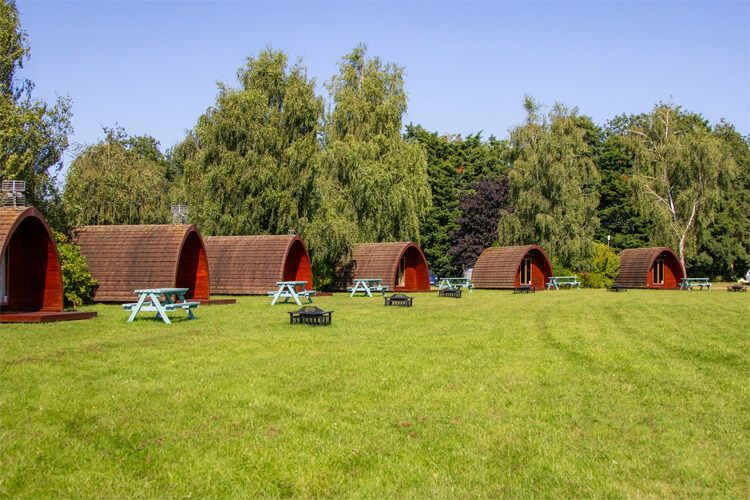 Applewood Countryside Park - Image 4 - UK Tourism Online